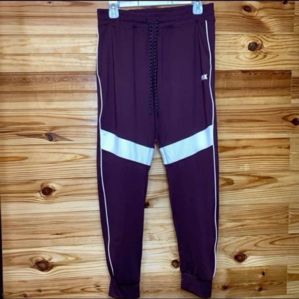 Victoria’s Secret PINK ultimate maroon joggers medium